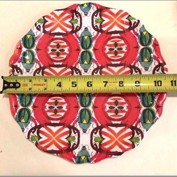 ANTHROPOLOGIE Set of 7 Dinner Plates, Nature Design, Melamine, 10.5” radius - Picture 3 of 9